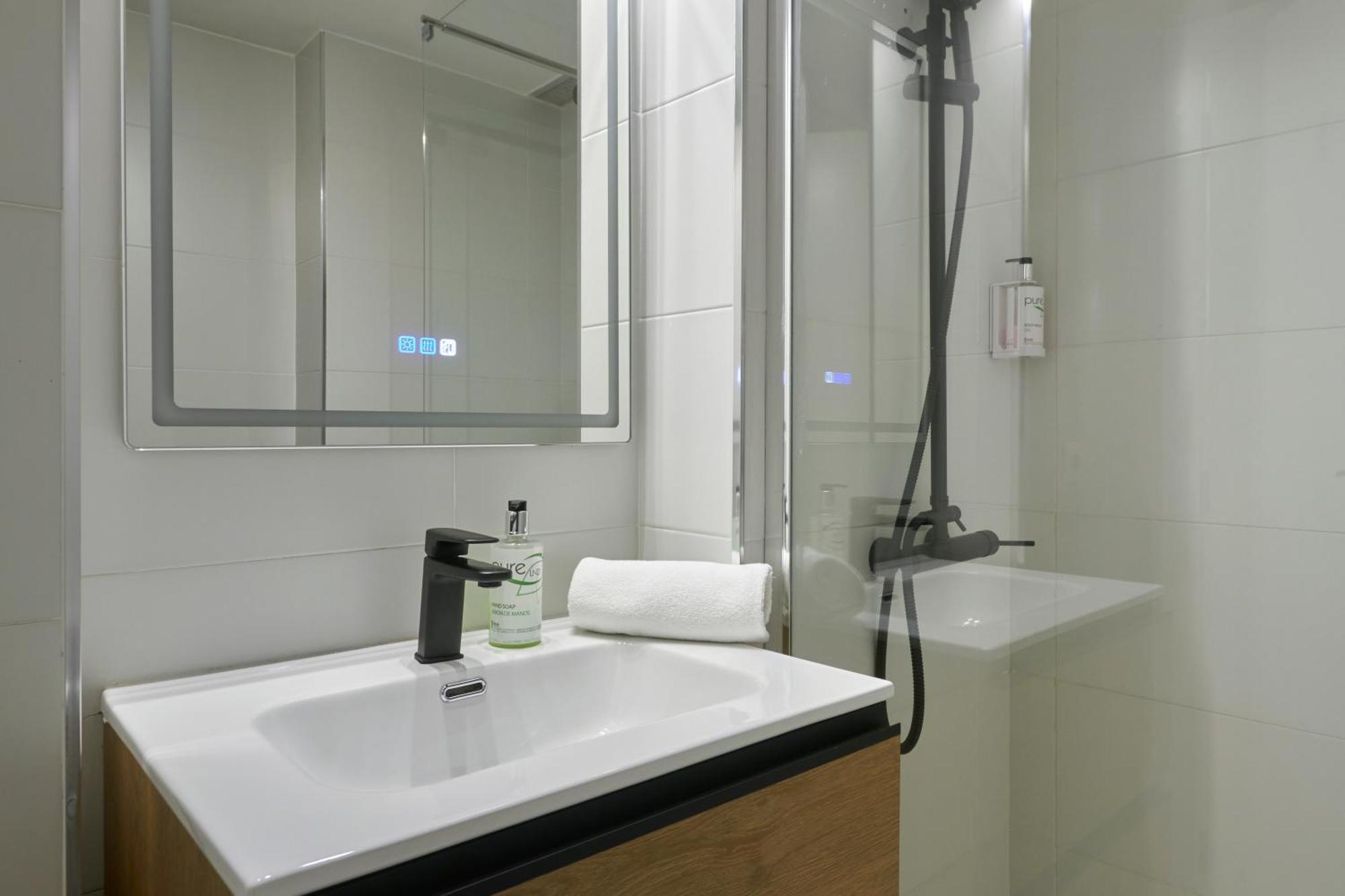 Ol Cute Apartment In Quiet Olivera St Barcelona Bagian luar foto
